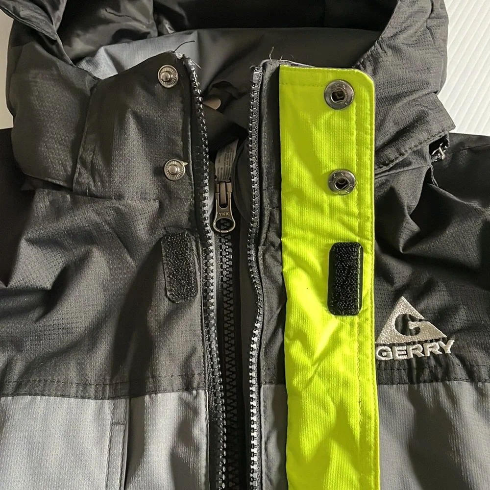 Gerry black & gray winter jacket with removable hood.  Boys size Medium